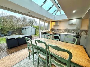 Photo 8- click for photo gallery